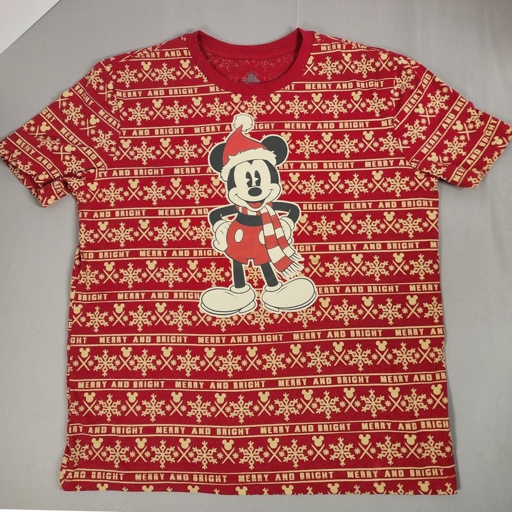 Disney T-Shirt Mens Medium Red Excellent Mickey Mouse Holiday Fair Isle Tee